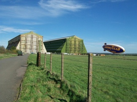 cardington sheds with airship